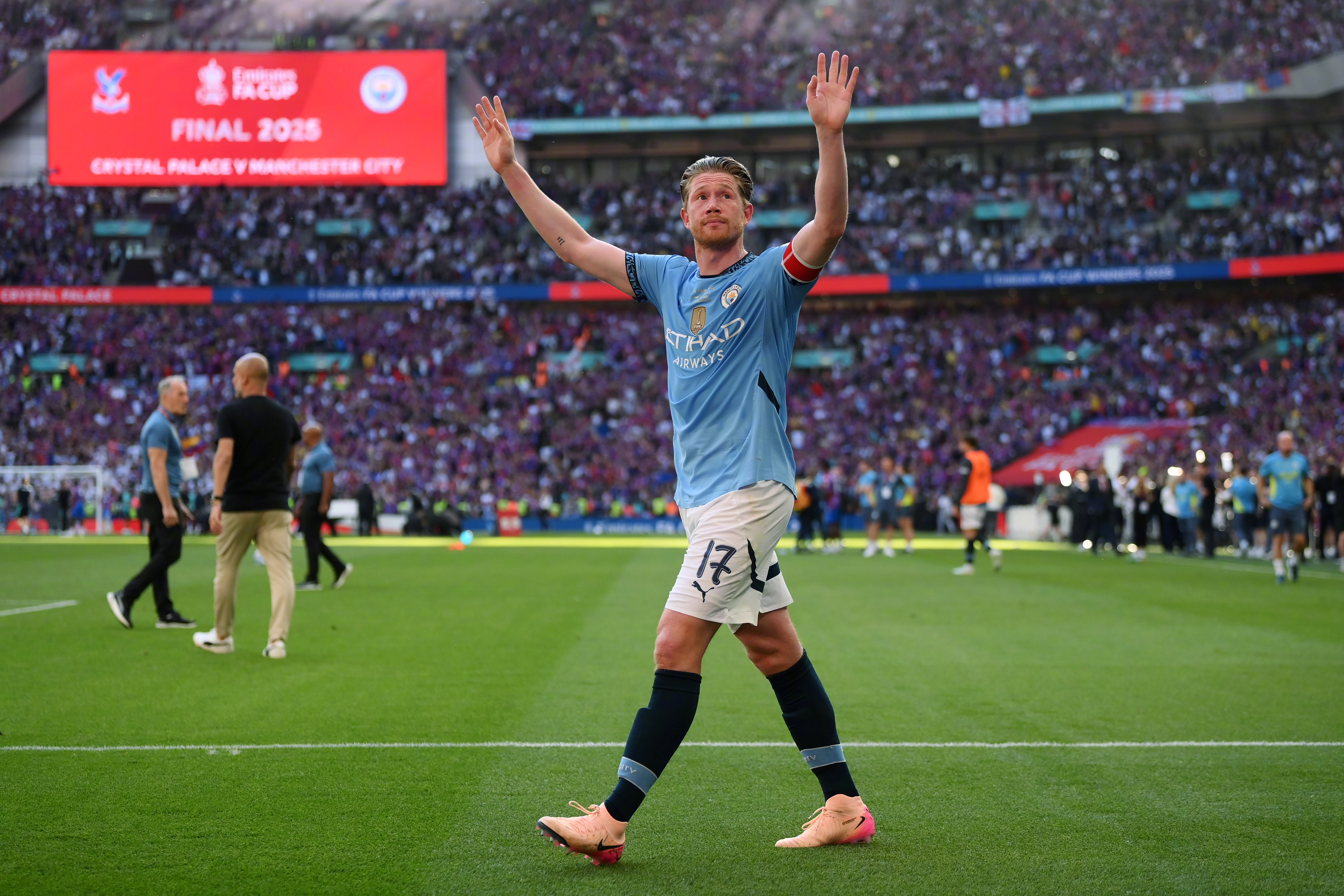 德布劳内在雄鹿比赛中比赛局势复杂，败北引发热议！赢得满堂喝彩的简单介绍爱游戏