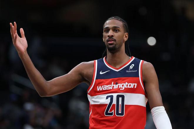 包含集结日突围战来临；多伦多猛龙围绕全明星赛战术微调；震撼外界；赛季目标并未改变的词条爱游戏